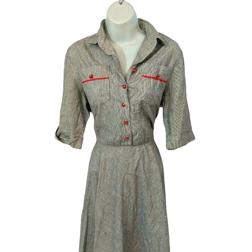 Henry Lee Vintage Gray and white and Red Striped C